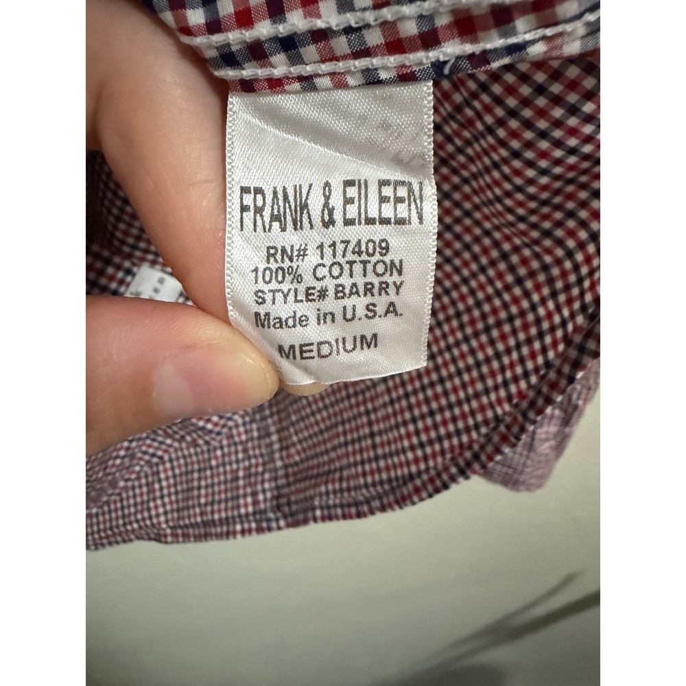 Frank & Eileen Barry Shirt Womens M Red Gingham Cotton Excellent Button Down - Picture 12 of 13